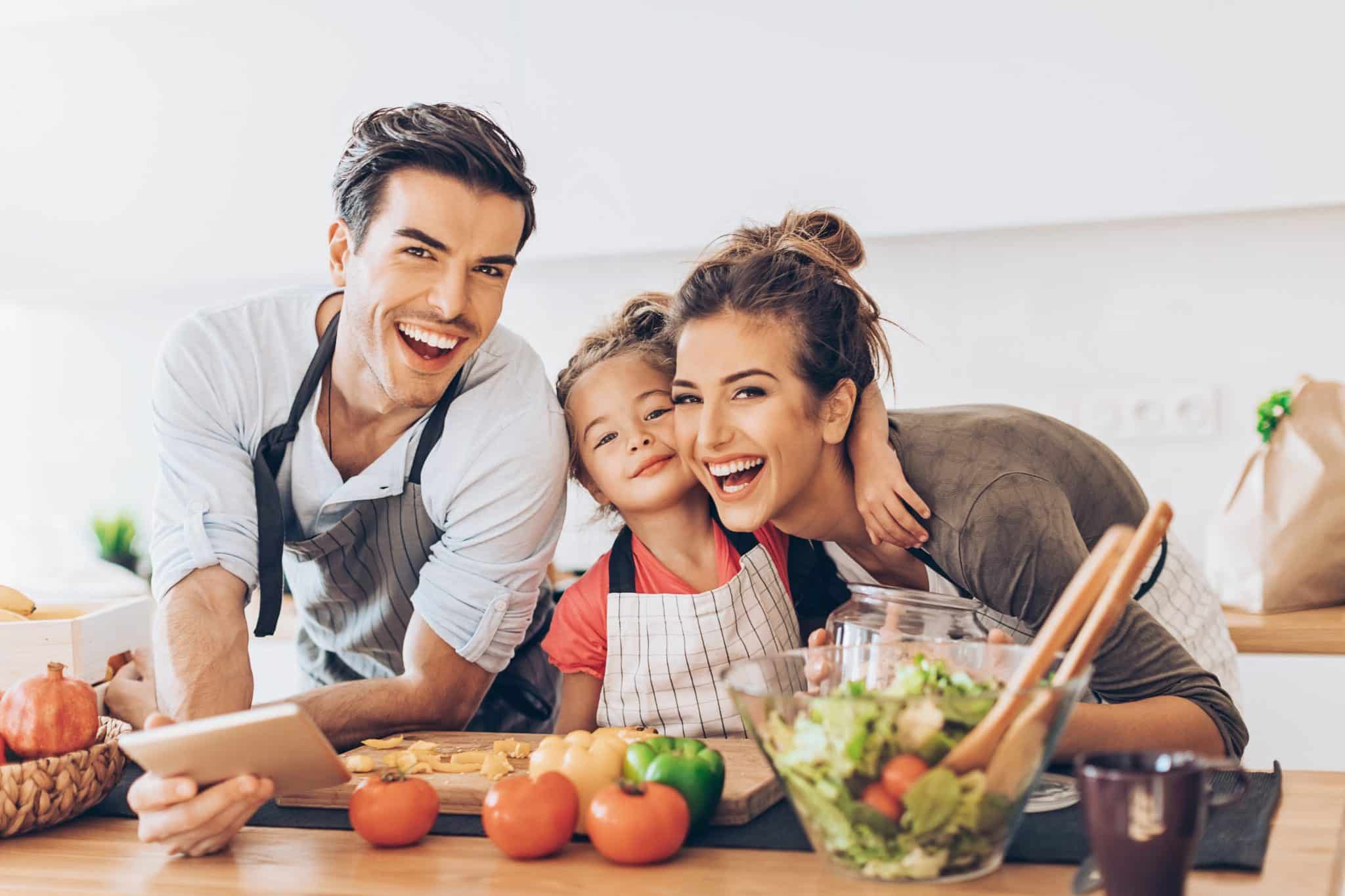 parents cooking and using nutrition planning